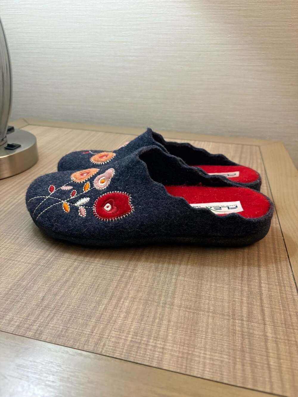 Flexus by Spring Step Wildflower Women's Wool Felt Scuff Slipper - Picture 4 of 8